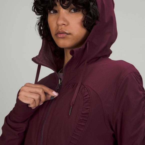 Lululemon dance studio jacket < reversible - Picture 10 of 13